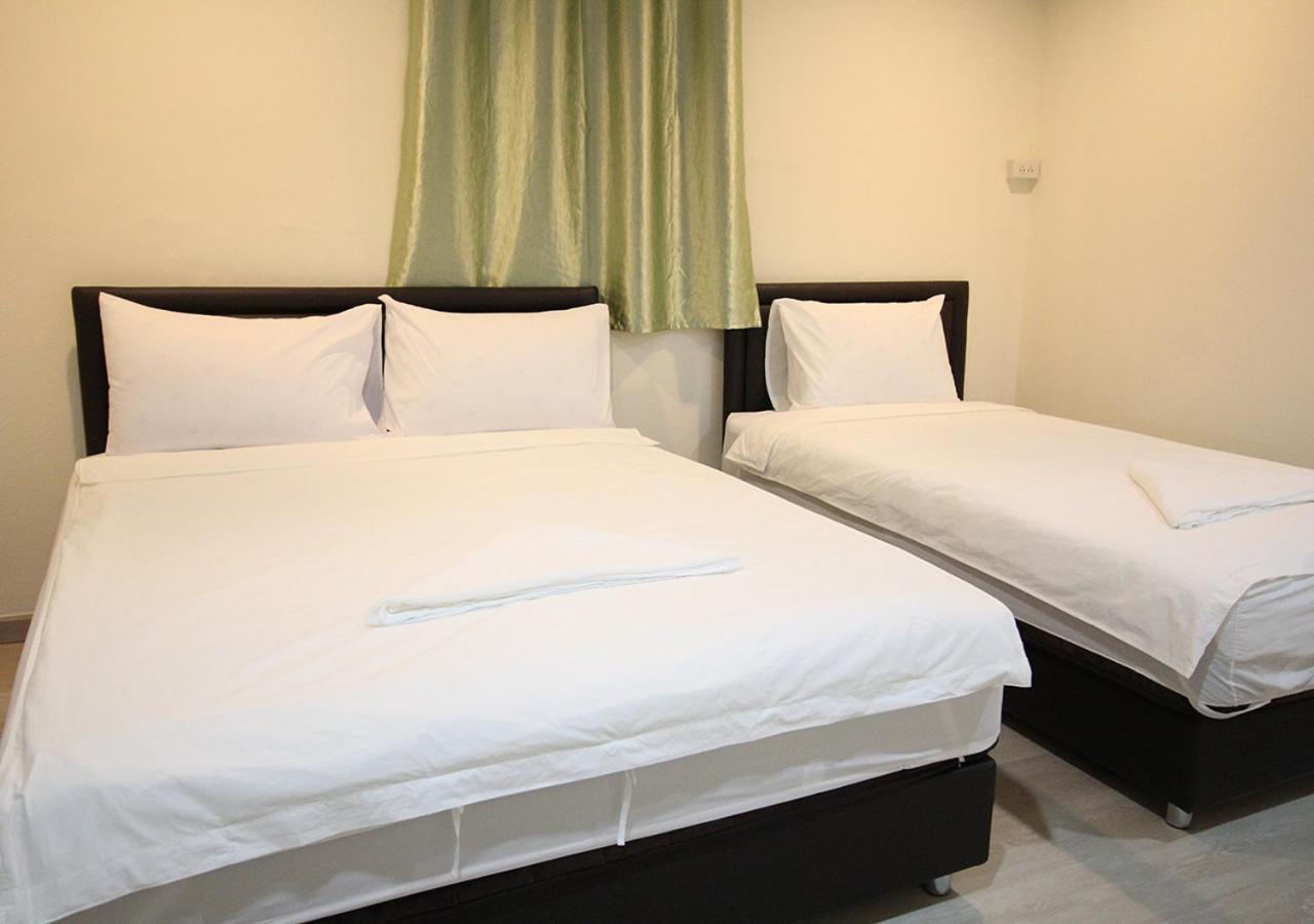 Chaiwat Hostel Bangkok Exterior photo